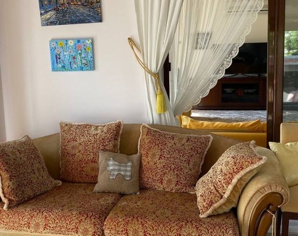 4+1 villa with sea and mountain views is for sale in Famagusta - Tatlısu. Furnished, with white goods. We speak Turkish, Russian, English and German