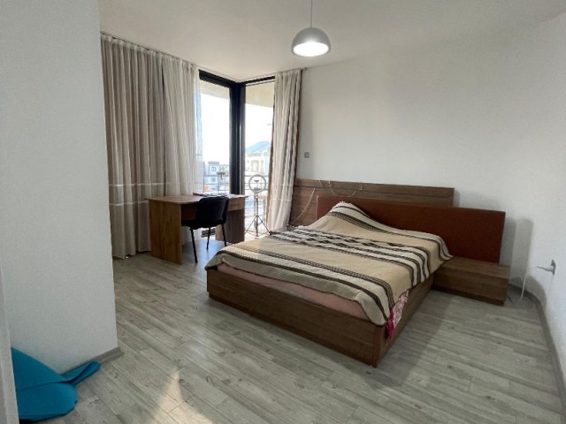 KYRENIA - Upper Kyrenia, 2+1 flat for sale in Barış Park area.