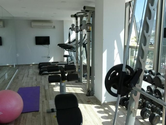 2+1 flat for sale in a prestigious residence in Kyrenia