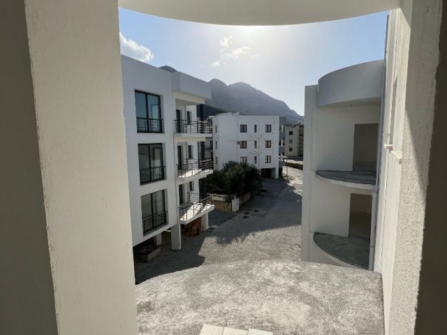  In Lapta, a 3+1 apartment with a separate kitchen and underground parking is for sale at an excellent price.