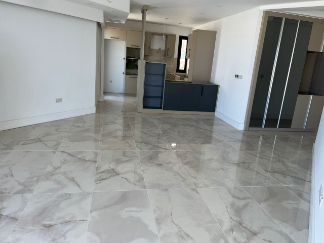 Newly completed seafront 2+1 flat for sale in the center of Kyrenia.