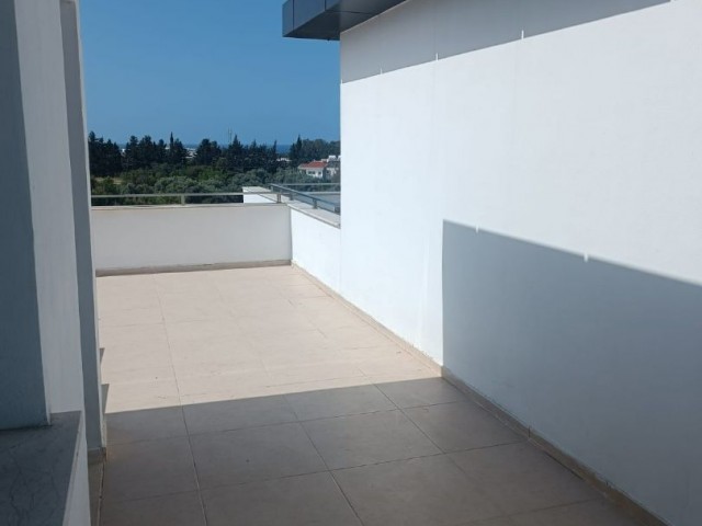 Girne Zeytinlikte ultra lüks  datılık 3+1 dublex residans daire