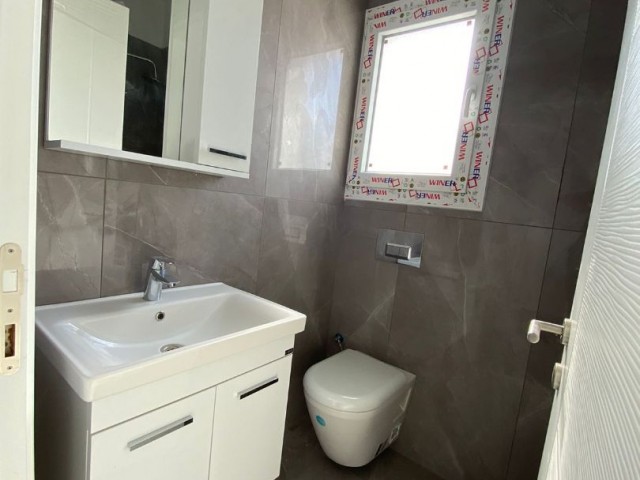 A new 3+1 villa near the sea in Karşıyak is for sale. (Turkish English Russian).