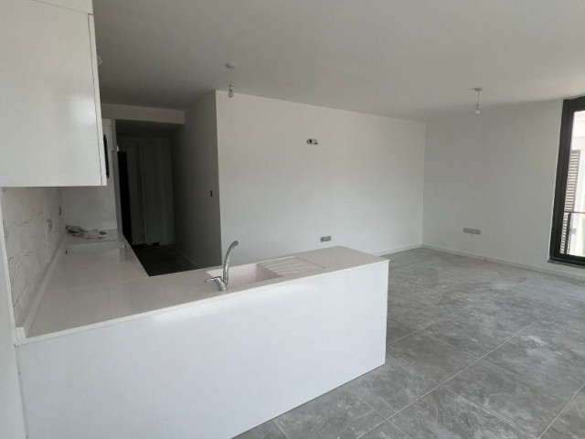 New 2+1 apartment, ready to move into in the city center, in the Girne-Liman area