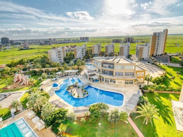 Ausgezeichnete Investitionsmöglichkeit und ruhige Ecke am Meer. Studio zum Verkauf im Cezar Resort.