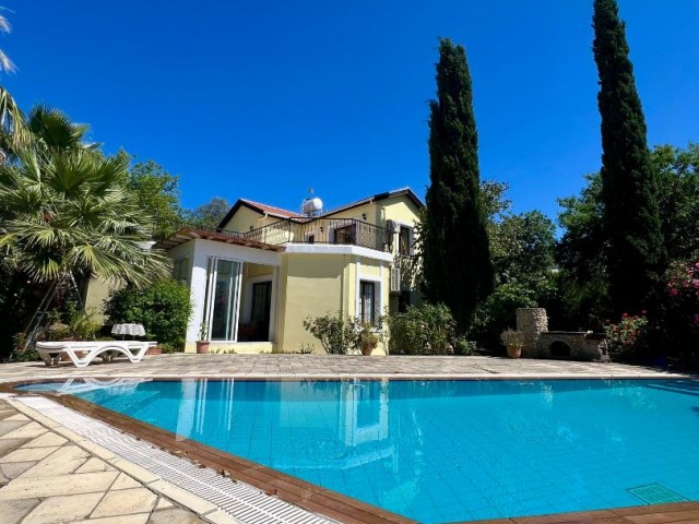 Beautiful 4+1 Villa for Sale in Incesu Area (Sold with Car)