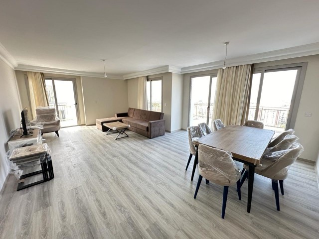 Girne Şehir Merkezinde, 135 m², 3+1 Full Eşyalı Lüks Daire