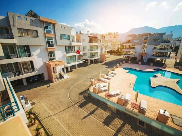 3+1 Wohnung zur Tagesmiete mit Gemeinschaftspool in Kyrenia