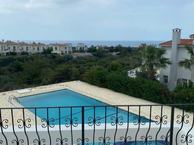 GIRNE - ALSANCAK 4+1 VILLA FOR RENT