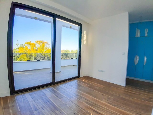 3+1 HAVUZLU MODERN TASARIM VILLA