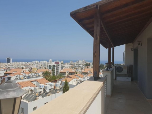 Penthouse For Sale in Aşağı Girne, Kyrenia