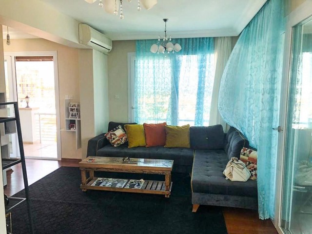 Penthouse Kaufen in Aşağı Girne, Kyrenia