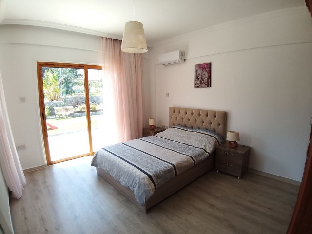 Villa zur täglichen Miete in anständiger Lage in Alsancak **  ** 