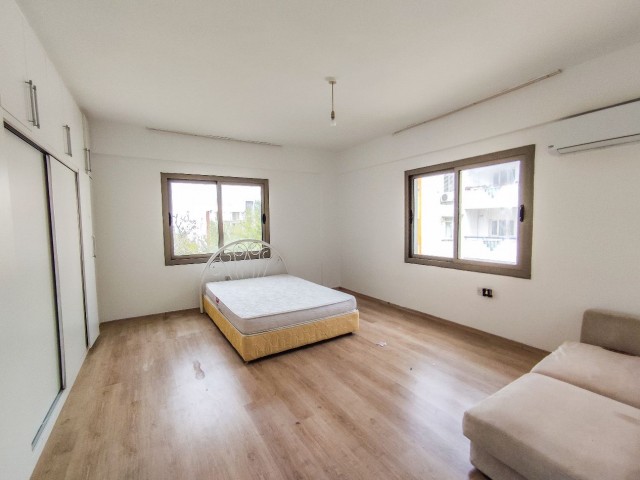 3+2 GENIS DAIRE. 260 M² ALANI