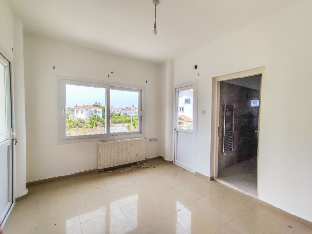 3+1 300m2 VILLA, DENIZE 50 M