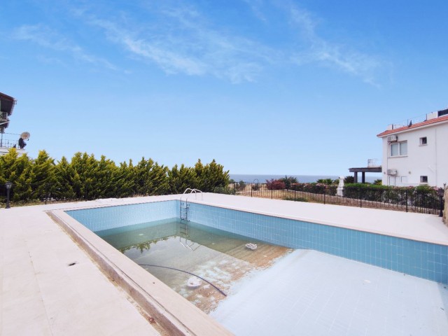 FURNISHED OR UNFURNISHED 3 + 1 300m2 VILLA, 50 M TO THE SEA