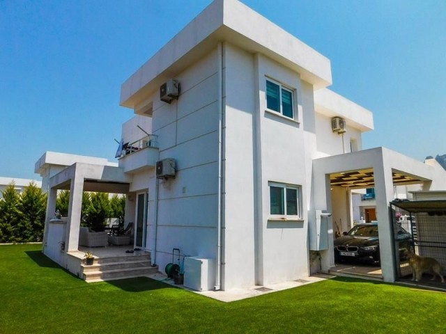 LUXUS 3 + 1 VILLA ZU VERMIETEN IN KYRENIA-KARAOGLANOGLU BEÖLESI ** 