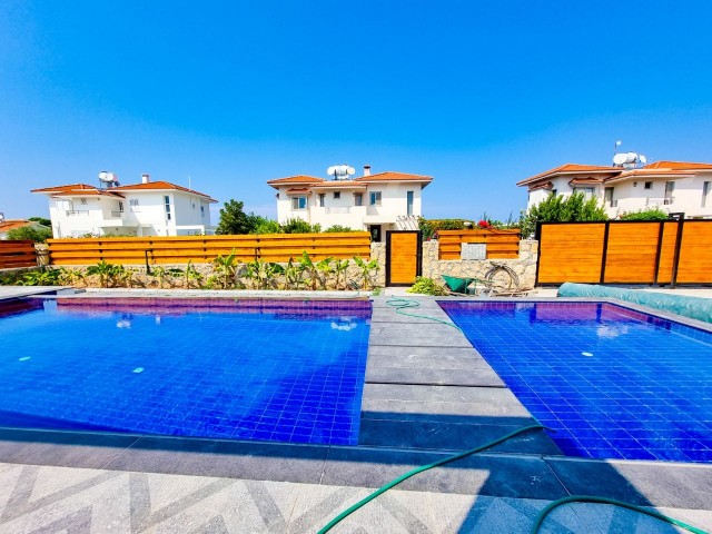 4+1 YENI MODERN VILLA