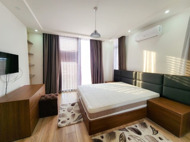 SATILIK LÜKS VILLA 3+1. GIRNE. ALSANCAK