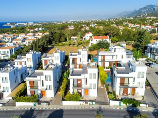 SATILIK LÜKS VILLA 3+1. GIRNE. ALSANCAK