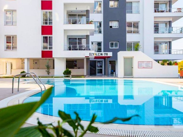 3+1 KIRALIK PENTHOUSE. GIRNE MERKEZ. HAVUZLU SITE IÇERISINDE  