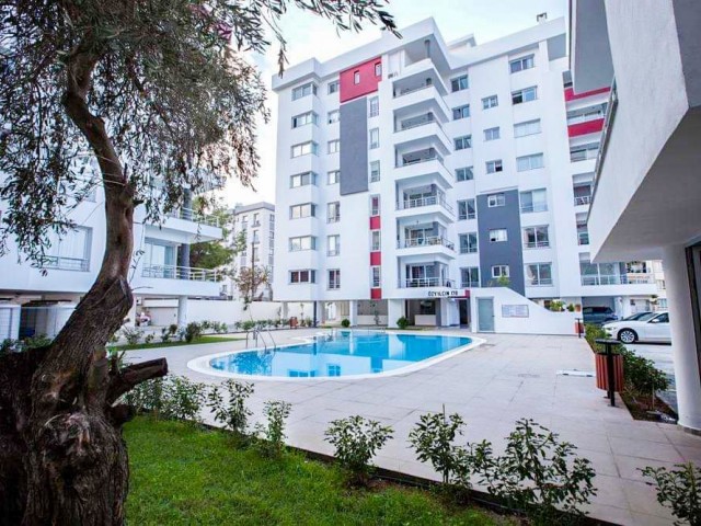 3+1 PENTHOUSE FOR RENT. KYRENIA CENTER. INSIDE THE SITE WITH POOL