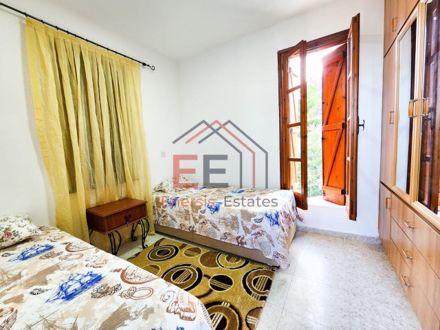 2+1SEMI-DETACHED VILLA FOR RENT. ON THE PROPERTY WITH A SWIMMING POOL. EDREMIT