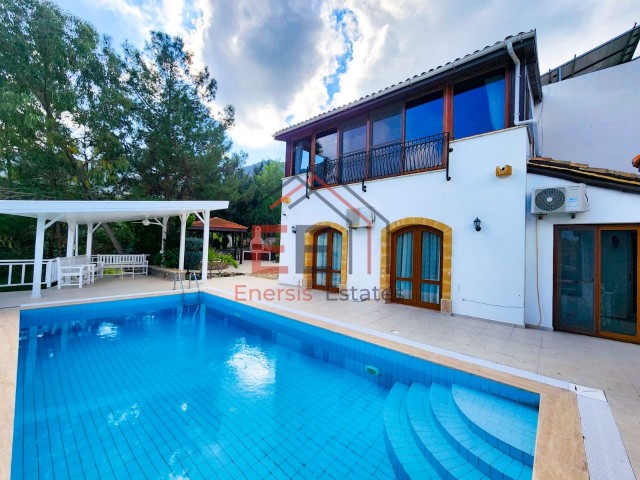 3+2 SATILIK MUHTEŞEM PRIVATE VILLA