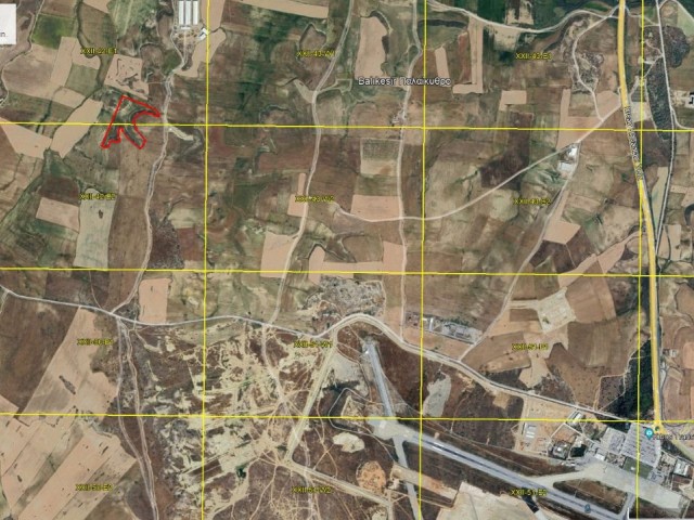 Field for Sale in Balikesir Region Opposite Ercan Airport