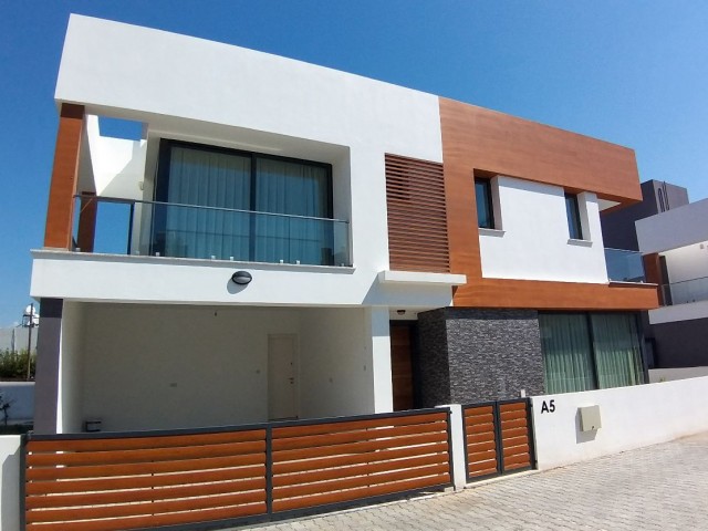 MADE IN TURKEY 4+1, 230 m2, Triplex Villa in Ortaköy, Nicosia