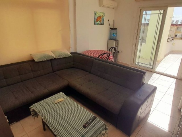 Nicosia Hamitköy, 2+1 Fully furnished luxury penthouse, close to CIU & NEU, Market and Bus stops, 