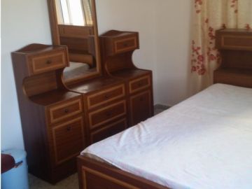 3+1 Fully furnished flat in Yenisehir Nicosia, free internet, 3 minutes walk to bus stop, 5 minutes to Dereboyu