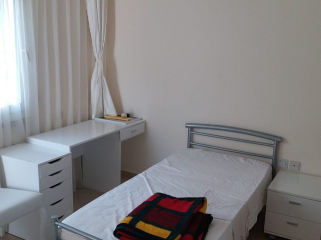 3-Zimmer-Wohnung mit Blick auf Alsancak dag ** 