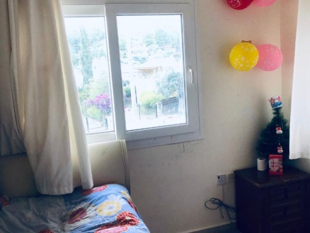 3-Zimmer-Wohnung mit Blick auf Alsancak dag ** 