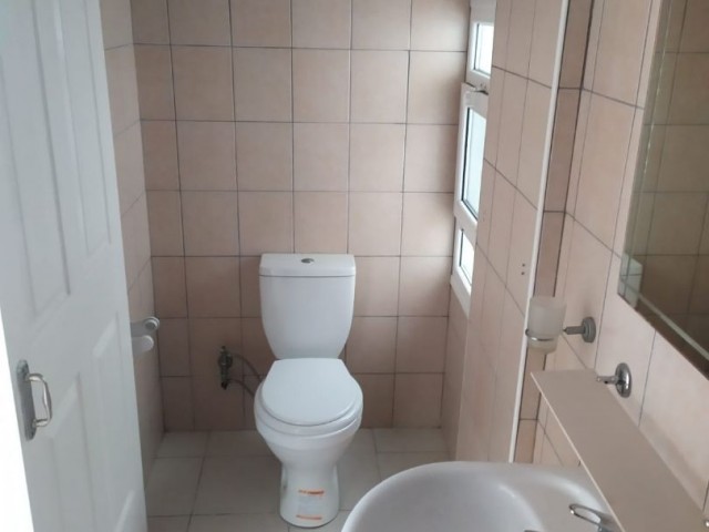 Alsancakda 2 + 1 Kiralık 2.Kat Daire