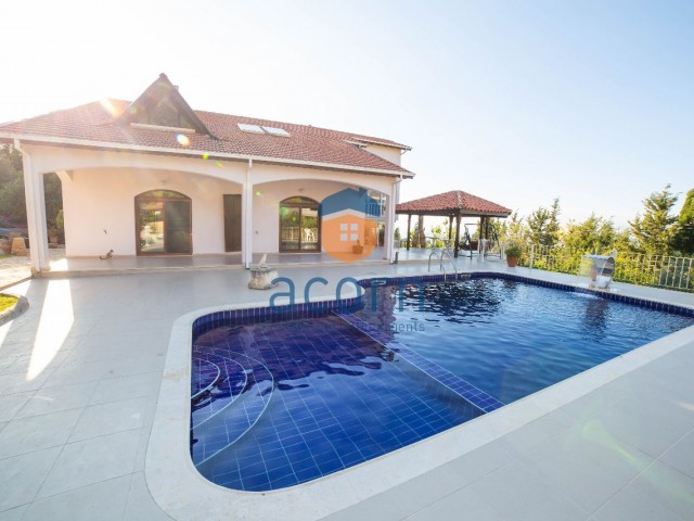 Outstanding Opportunity In Karmi 2 Homes, 2 Pools And 2 Titles On 2.5 Donum Land