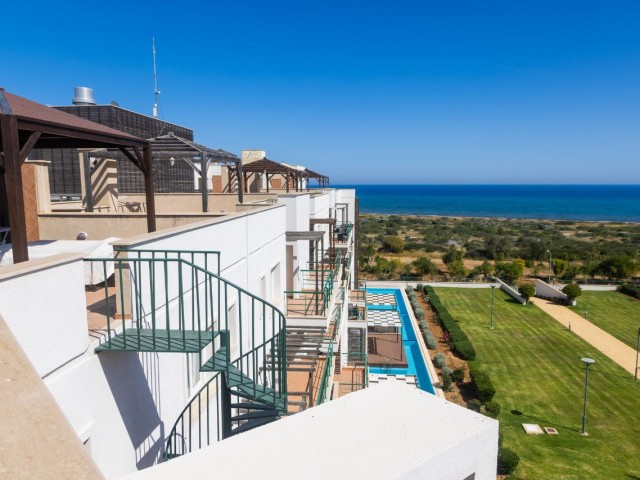 Bright and Airy 3 Bed Penthouse In Resort Style Development With Its Own Sandy Beach.