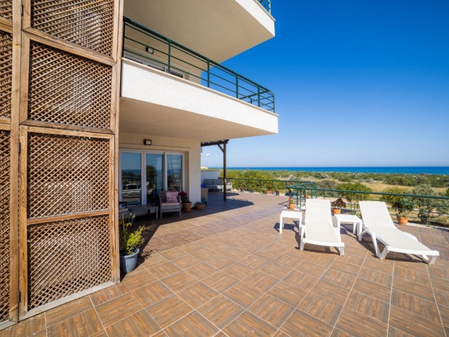 THE REMARKABLE COASTAL LOCATION ALLOW YOU TO ENJOY BEACHFRONT LIVING AT ITS VERY BEST., Bafra