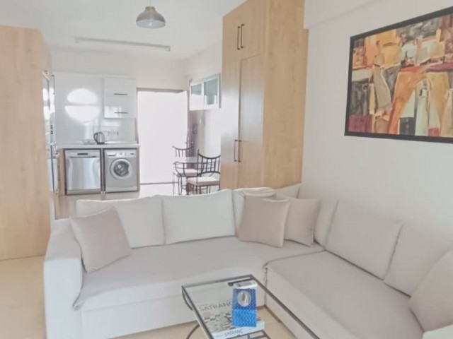 Fantastic newly renovated 2 bedroom apartment on the popular Caesar Resort in Long Beach, furniture included! Many onsite facilities, including wellness and spa centre, many restau