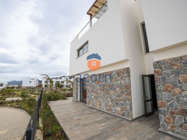 JUST £99,950 FOR THIS COMPLETED RESALE STUDIO GARDEN APARTMENT ON DEJA BLUE BEACHFRONT COMPLEX – BEING SOLD FULLY FURNISHED WITH WHITE GOODS AND AIR CONDITIONING UNIT