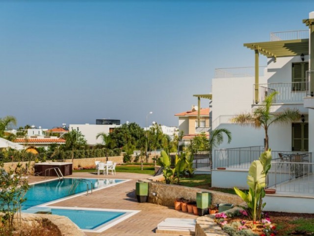 Penthouse mit Garten und Pool zum Verkauf in Kyrenia Esentepe, Zypern