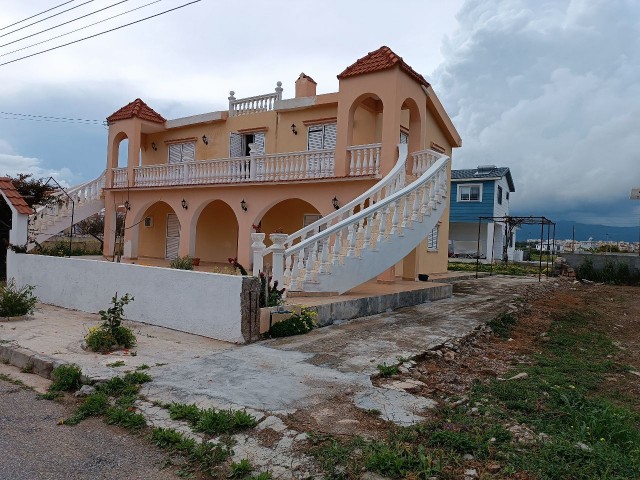 İskele boğaz 4+2 villa 260.000 gbp