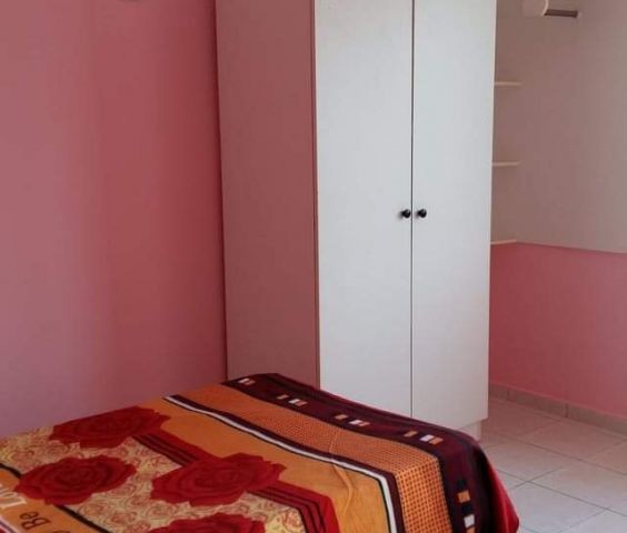 Studio long term rent in the end of lapta /begining Karşıyaka 