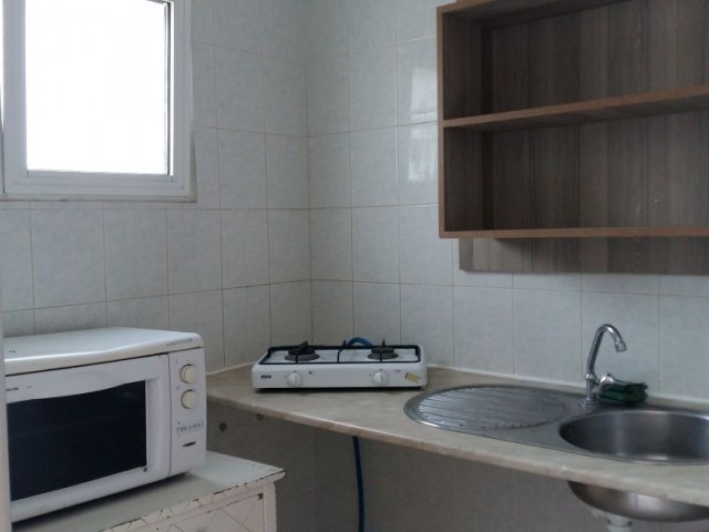 Studio long term rent in the end of lapta /begining Karşıyaka 