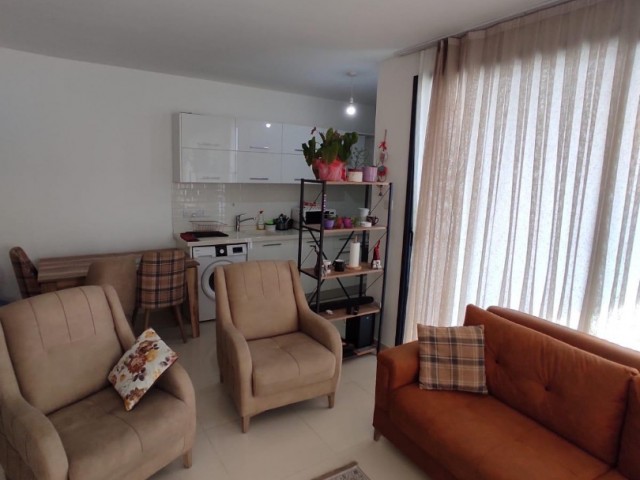 One bedroom flat in Caddem complex with full furniture 