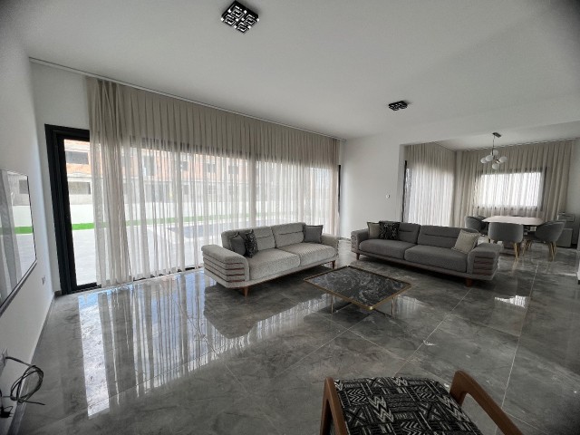 Luxury 3+1 dublex villa with full furniture and pool for rent in Iskele, otukent