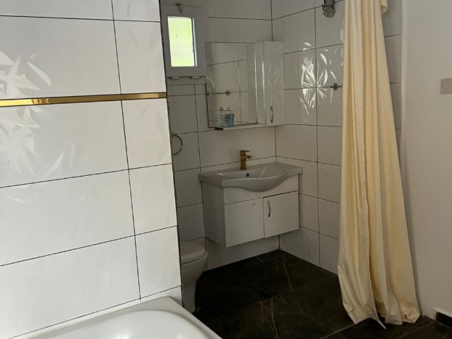 Rental 1+1 seprate house in Gulseren with bathtub 