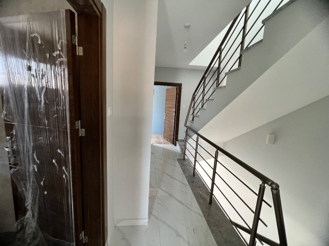 Urgent Sale! 3+1 Triplex Villa In Royal Sun Elit All Taxes Are Paid