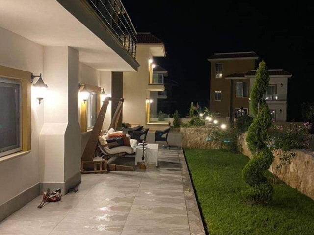 Villa zum Verkauf in Alsancak da deniz mazarali ** 