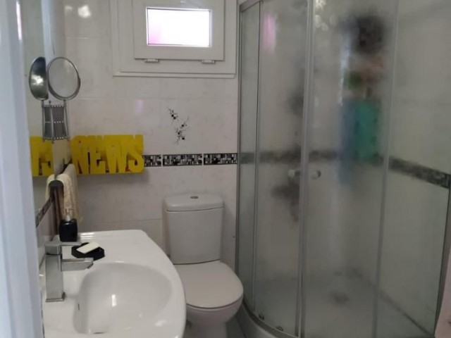 Aile Apartmanında (Levent Apartmanı), yenilenmiş ve tüm tadilatları yapılmış, 3 Yatak Odalı Daire, Yenikent 